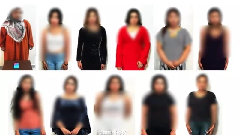 اعترافات المتهمات في شبكة «الرذيلة» بالدقهلية: «كنا بنوقع الزبائن من الموبايل»