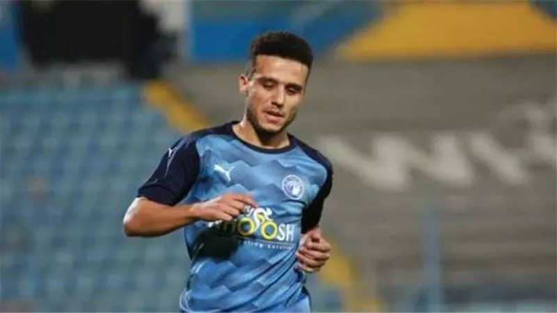 مصطفى فتحي يعود للمشاركة مع بيراميدز بعد غياب 126 يومًا