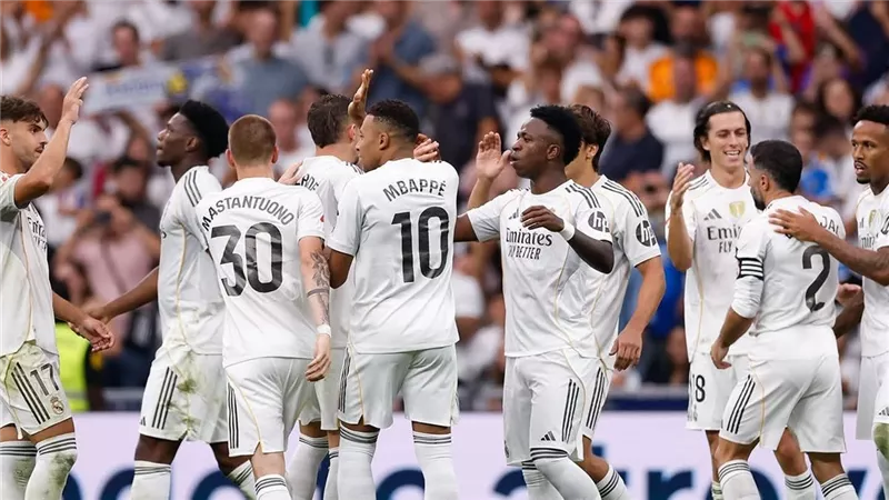 الدوري الإسباني.. موعد مباراة ريال مدريد وفالنسيا والقنوات الناقلة