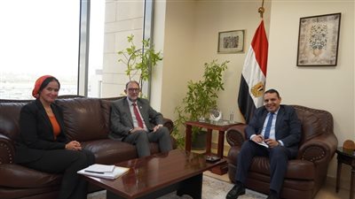 سلامة الغذاء والتمثيل التجاري يبحثان سبل دعم الصادرات المصرية وفتح أسواق جديدة عالميًا