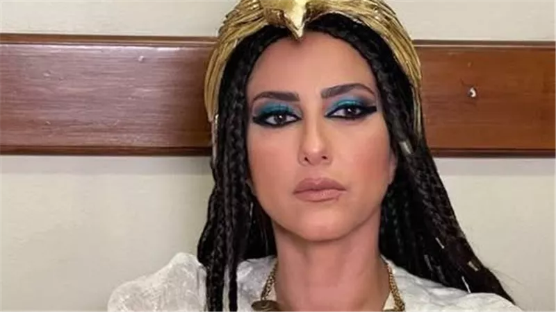 حنان مطاوع تخطف الأنظار بإطلالة فرعونية احتفاءً بافتتاح المتحف المصري الكبير