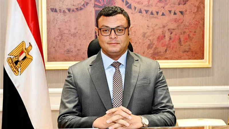 القاهرة الجديدة تستقبل المصريين بالخارج.. بدء تسليم أراضي 
