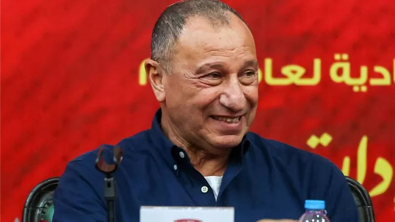 الخطيب يقود قائمة مجلس الإدارة في انتخابات الأهلي وسط إقبال كثيف للأعضاء