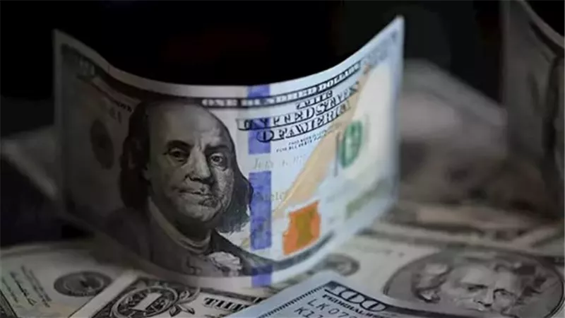 التحديث الأخير.. آخر تحديث لسعر الدولار مقابل الجنيه بختام تعاملات اليوم