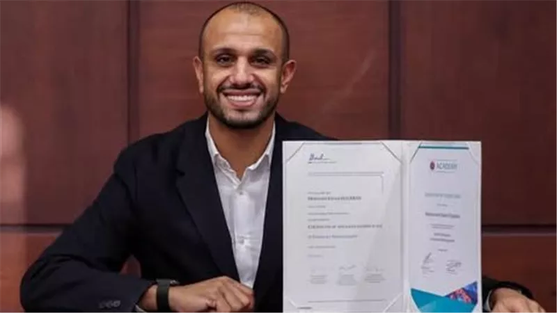 دودو الجباس يحصل على شهادة UEFA في إدارة كرة القدم 