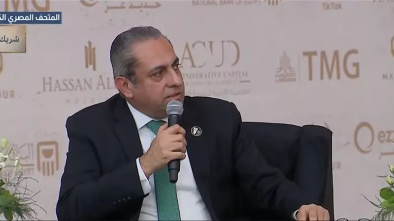 خالد عباس: المتحف الكبير والعاصمة الإدارية تجسدان رؤية مصر في الجمع بين الأصالة والحداثة