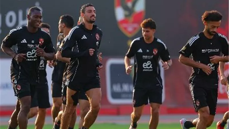 استعدادا لرحلة الإمارات لخوض السوبر المصري.. الأهلي يضع برنامجا تأهيليا للمصابين