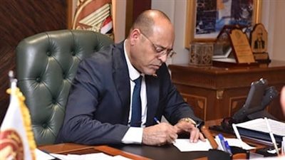 وزير العمل يقر إعانات صحية واجتماعية للعمالة غير المنتظمة في 23 محافظة