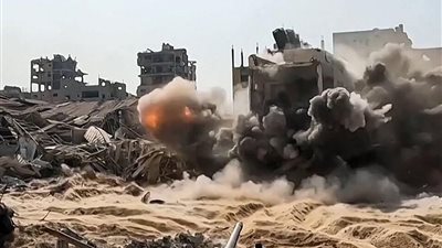 ارتقاء شهيد بمخيم البريج وسط القطاع.. والاحتلال يواصل نسف مناطق بغزة