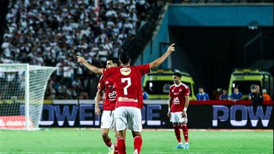 اللاعبون الدوليون بالأهلي يشاركون بانتظام في تدريبات الفريق تحضيرًا لمواجهة شبيبة القبائل