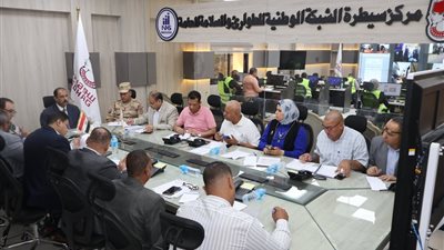 غرفة عمليات رئيسية بسوهاج تتابع سير انتخابات مجلس النواب 2025
