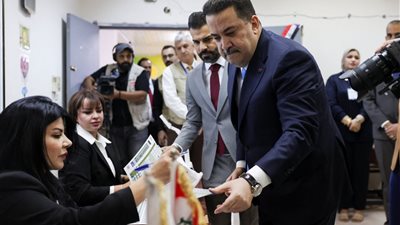 العراقيون يبدأون التصويت في الانتخابات البرلمانية اليوم.. والسوداني: الأجواء مستقرة