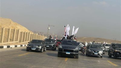 مسيرة سيارات حاشدة بالهرم لدعم مرشحي النواب 2025 وانتظام التصويت في اليوم الثاني