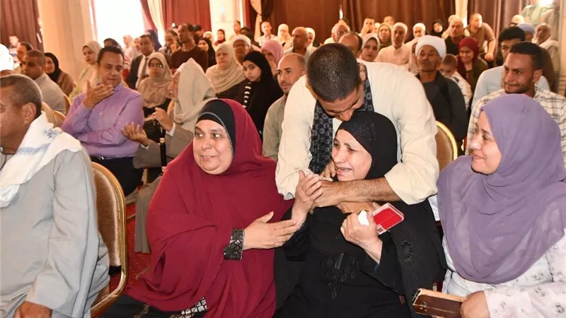 وسط بهجة وسعادة.. فوز 440 حاج وحاجة في قرعة الحج بأسيوط 