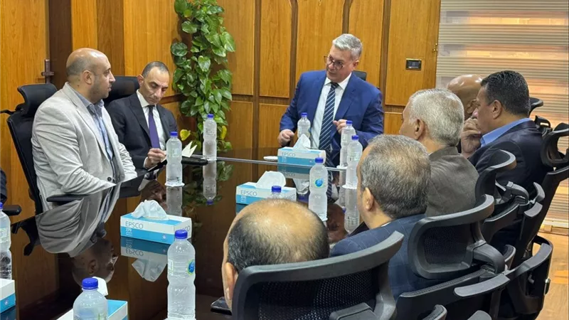 وزير البترول يجري زيارة مفاجئة لشركة أبسكو لمتابعة سير العمل 