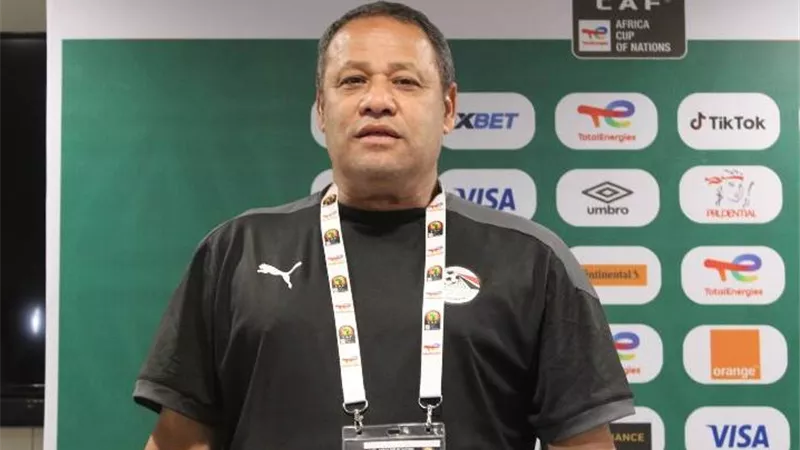 ضياء السيد: أخشى مجاملة الكاف للجيش الملكي 
