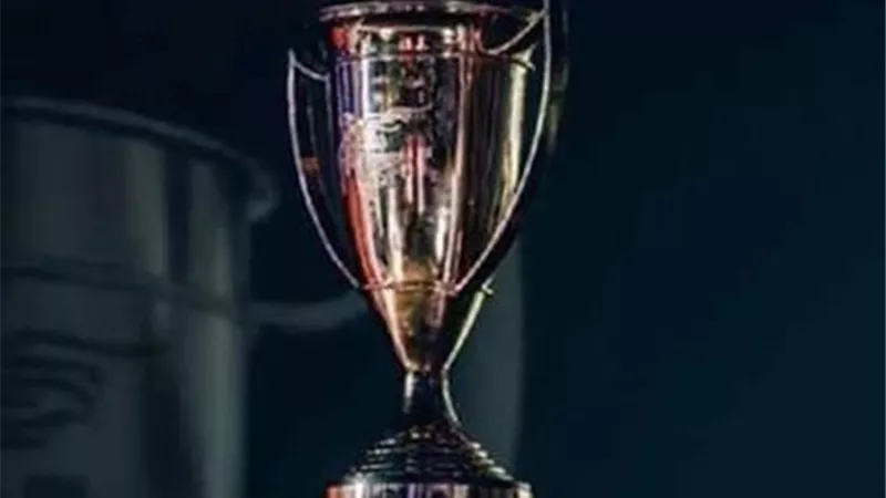 تعرف على جوائز كأس السوبر المصري قبل قمة الأهلى والزمالك