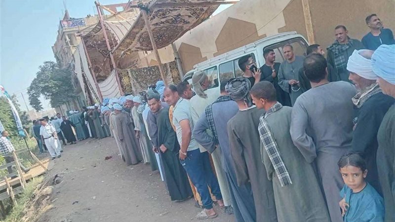 الناخبين في قنا