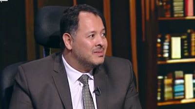 استشاري نفسي: عندما يتألم القلب لا دواء يستطيع مداواته
