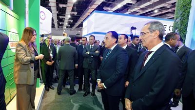 رئيس الوزراء يتابع منظومة التطوير في البريد المصري