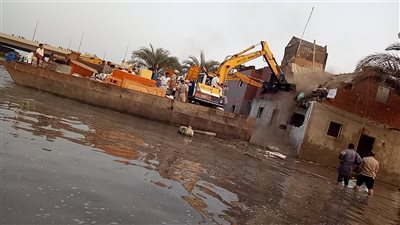 محافظ المنوفية يتابع جهود إزالة التعديات على مجرى نهر النيل بنطاق المحافظة  