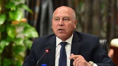 وزير الصناعة يعقد اجتماعًا موسعًا لحل أزمة نقابة المهندسين مع شركة يوتن