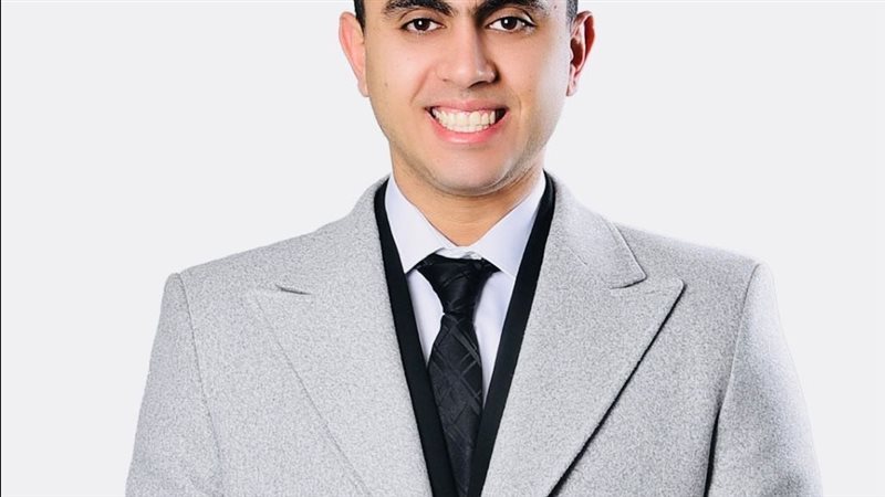 حسام أشرف
