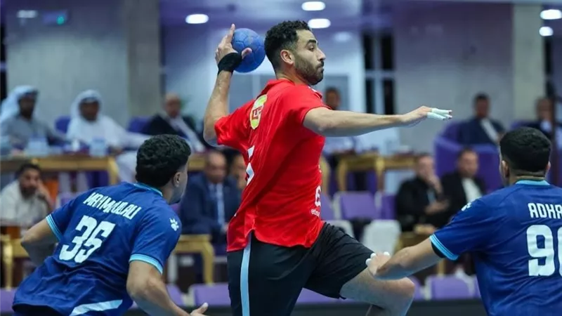 الأهلي يهزم سموحة ويتوج بكأس السوبر المصري لكرة اليد