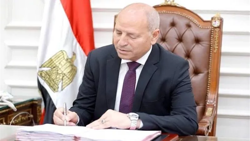محافظ القاهرة يعتمد حركة تنقلات واسعة في مديرية التربية والتعليم 