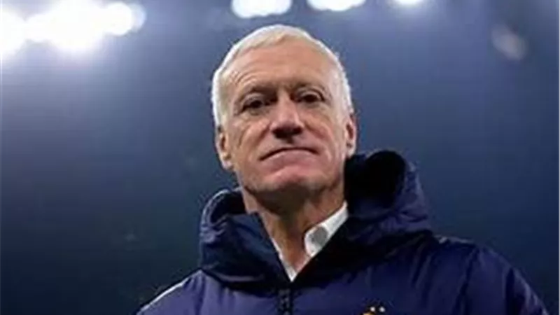 بسبب اصابة كليان مبابي.. ديشامب يختار قائدا جديدا لمنتخب فرنسا ضد أذربيجان