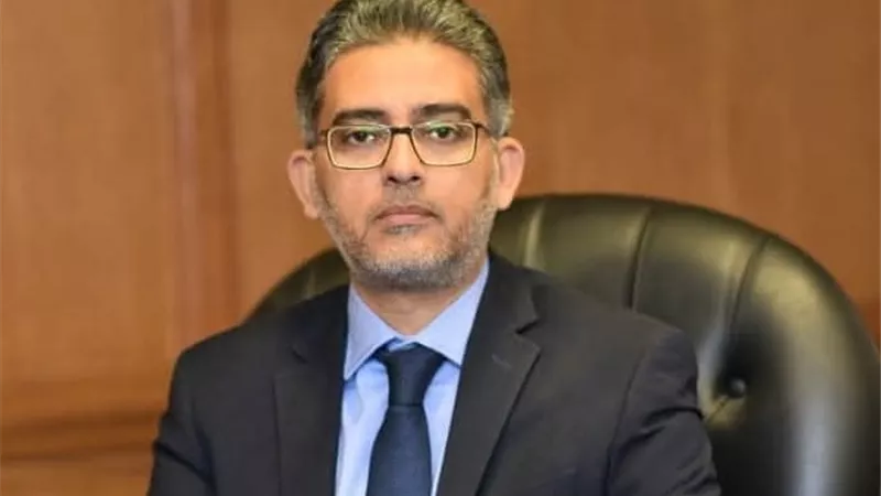 رئيس الوزراء يعين د. أحمد عبد العزيز نائبا لرئيس الهيئة العامة للرقابة المالية