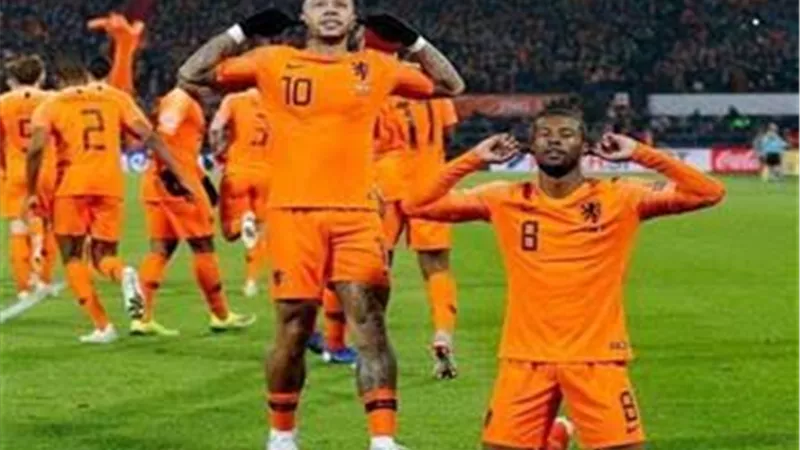لحسم التأهل إلى كأس العالم.. تعرف على التشكيل الرسمي لهولندا ضد ليتوانيا