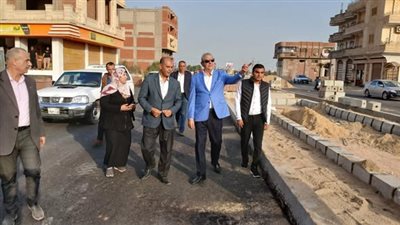 محافظ الغربية يتفقد مشروعات التطوير بمدينة قطور ويشدد على جودة الخدمات