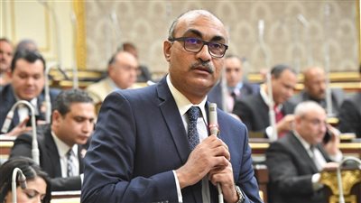النائب إيهاب منصور: صعوبة إثبات غلق الوحدات تحول دون استرداد الملاك لإيجارهم القديم