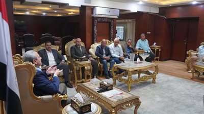 محافظ الغربية يجتمع برؤساء المراكز والمدن والأحياء لمراجعة الاستعدادات النهائية لانتخابات مجلس النواب