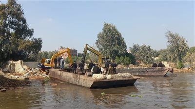 محافظ المنوفية يتابع جهود إزالة التعديات الخطرة على أراضي طرح النهر
