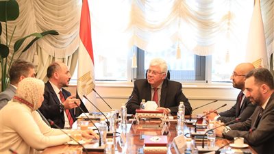 وزير التعليم العالي: التشخيص المبكر للأمراض النادرة للأطفال هو حجر الزاوية للعلاج الناجح 