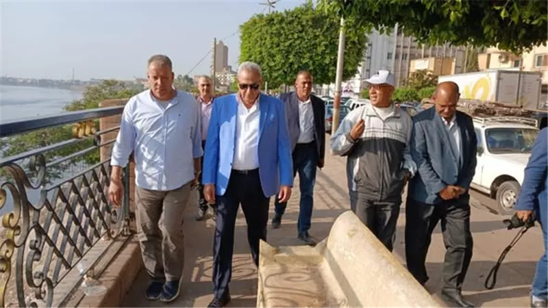 محافظ الغربية يشدد على جودة الخدمات والتزام التعريفة الرسمية في جولة مفاجئة بكفر الزيات