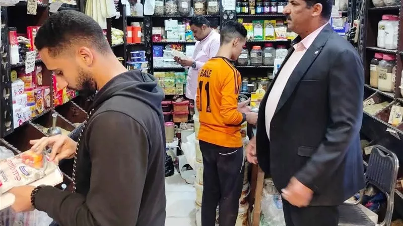 تحرير 479 محضر تمويني.. وضبط كميات من الدقيق والسكر خلال أسبوع بسوهاج