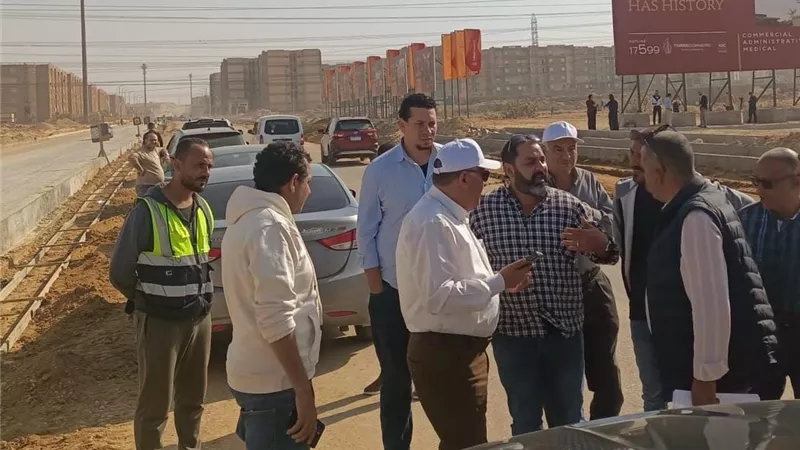 رئيس جهاز حدائق أكتوبر يكثف جولاته لمتابعة تسريع تطوير المحاور والطرق الرئيسية