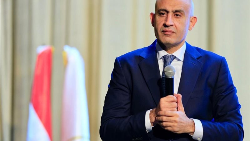  وزير التربية والتعليم
