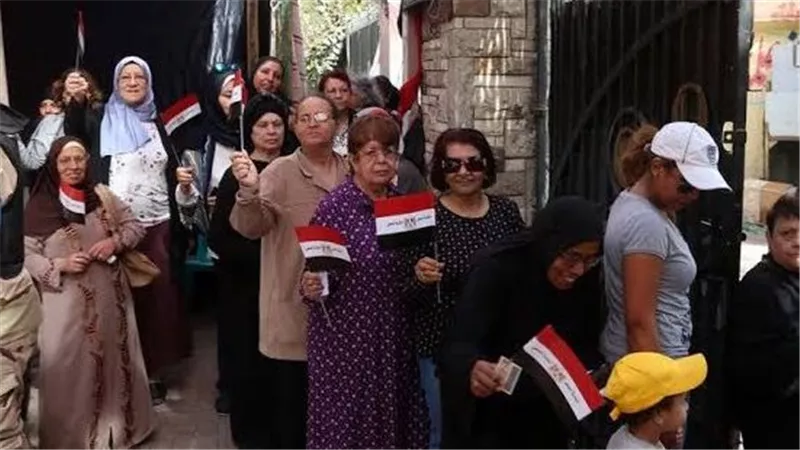 اللجان الانتخابية بالتجمع الخامس تشهد إقبالاً كثيفاً من المواطنين للمشاركة في الانتخابات البرلمانية 2025