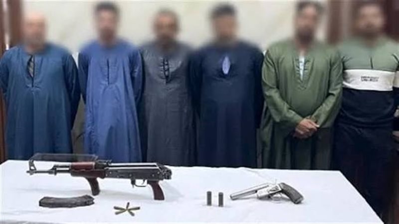 المتهمين 
