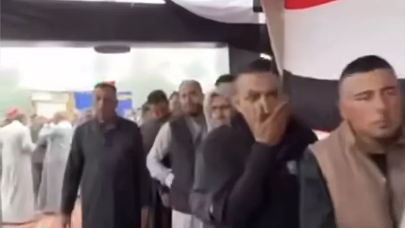 اللجان الانتخابية بشمال سيناء تشهد إقبالاً كثيفاً من المواطنين للمشاركة في الانتخابات