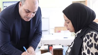 محمد الباز يدلي بصوته في الانتخابات البرلمانية 2025