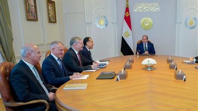 الرئيس السيسى يبحث مع الرئيس التنفيذى لـ«إيني الإيطالية» ضخ استثمارات إضافية بالسوق المصرية