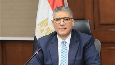 محافظ الجيزة يكشف تفاصيل انضمام مركبات التوكتوك إلى منظومة الإحلال