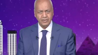 مصطفى بكري يطالب برفع الحصانة عن النائب خارج البرلمان 