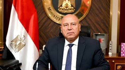 كامل الوزير: تيسيرات كاملة للمستثمرين في صناعة الغزل والنسيج
