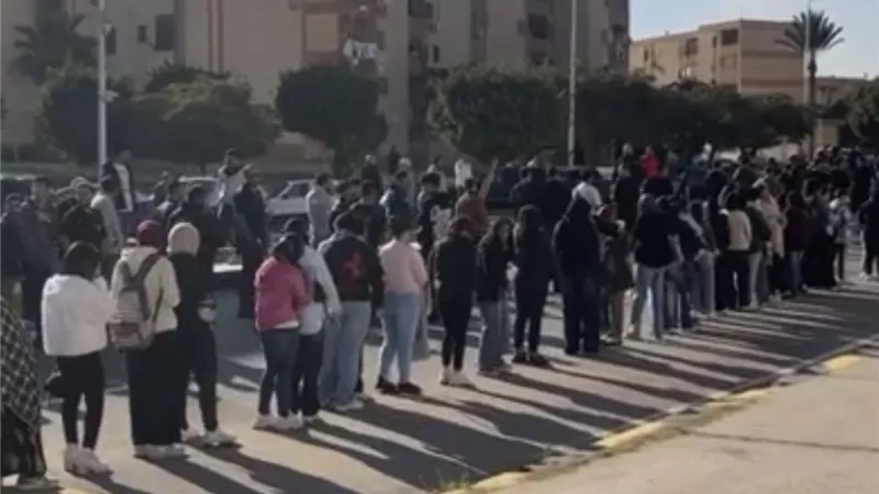 لليوم الثاني على التوالي لجان التجمع الخامس تشهد إقبالاً كثيفاً من المواطنين 